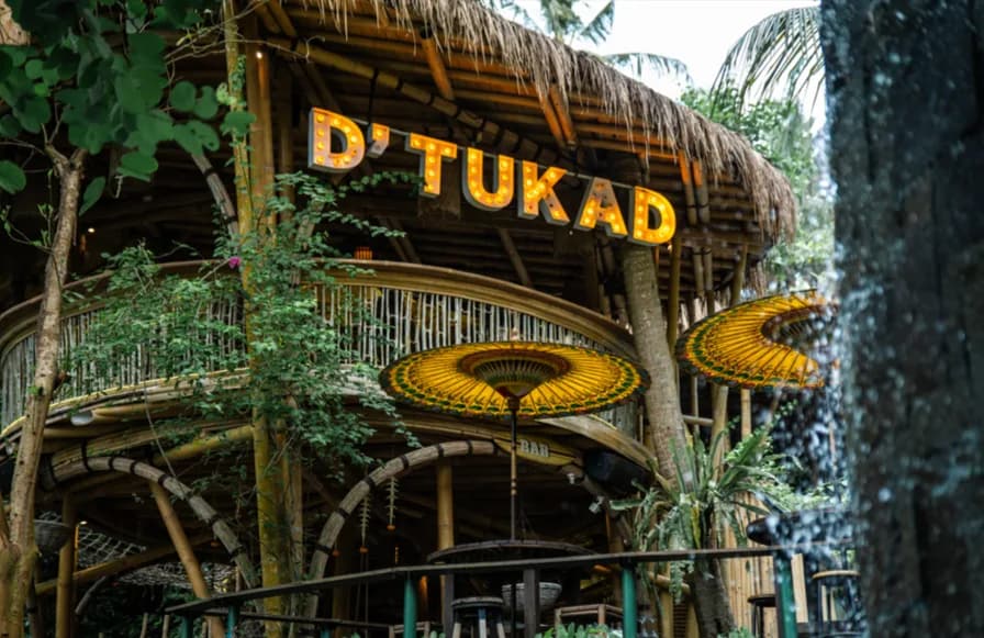 D'Tukad River Club Bali Blangsinga na river club