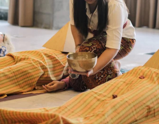 Balinese Healing Massage With Singing Bowl